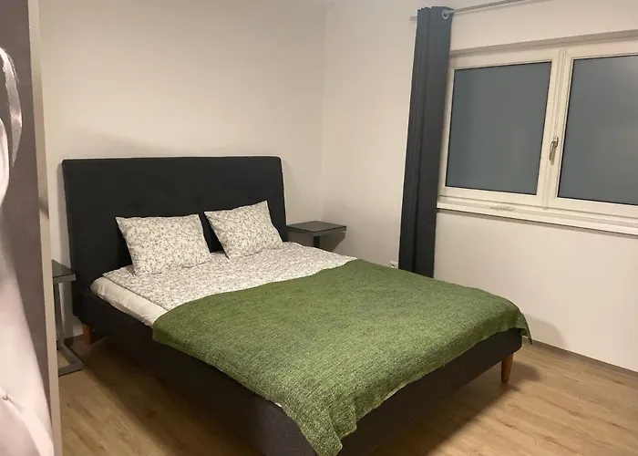 Ruhiges Im Gruenen Διαμέρισμα Γκρατς